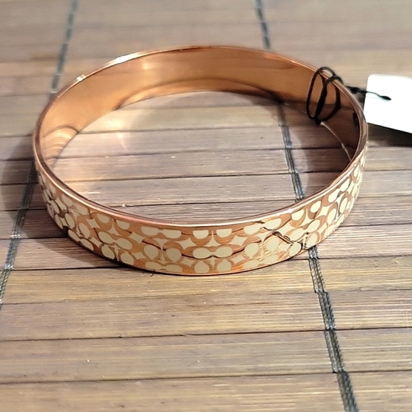 Coach Signature enamel Bangle - Picture 3 of 4
